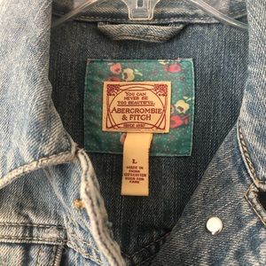Abercrombie & Fitch Jean Jacket